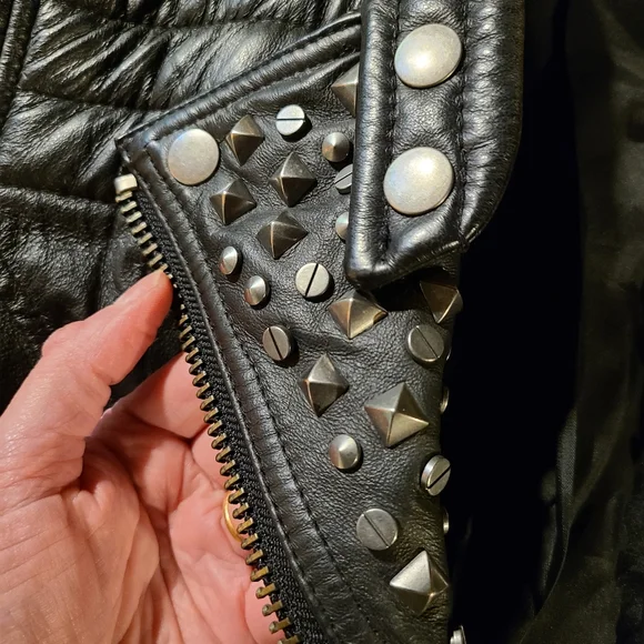 Punk studded cropped leather jacket - Picture 6 of 14